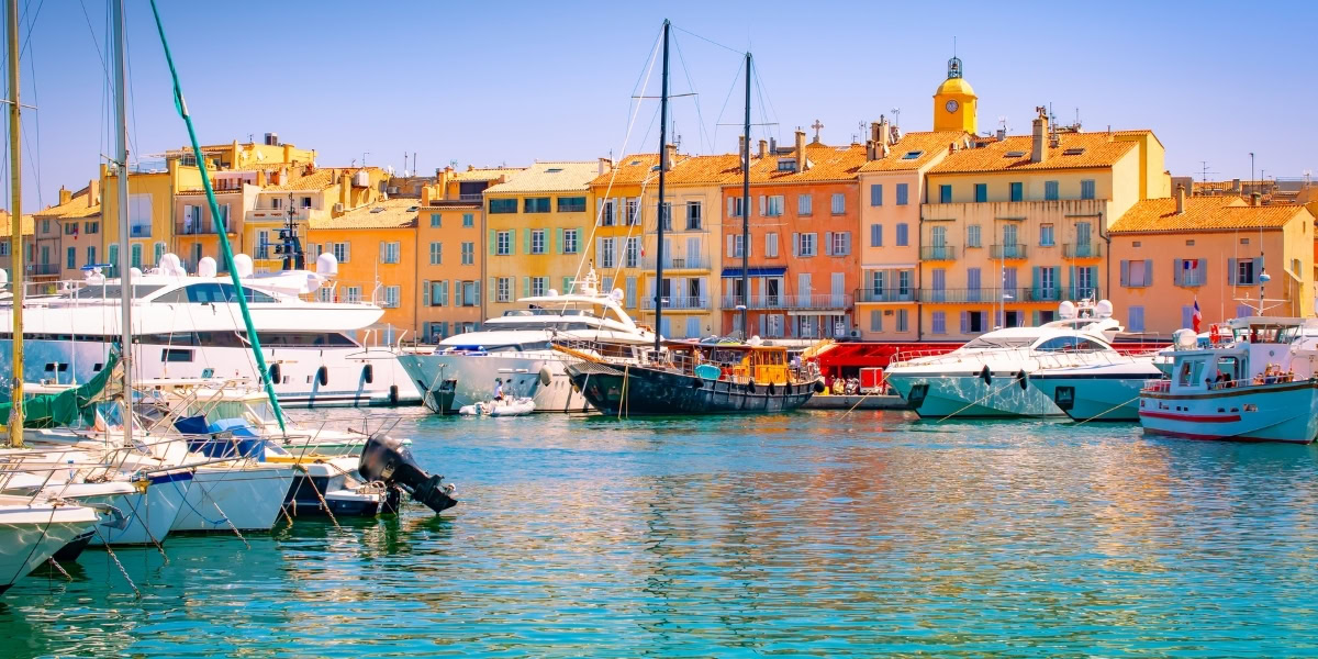 Chauffeur-Service in Saint-Tropez: die wichtigsten Fakten, die Sie kennen sollten