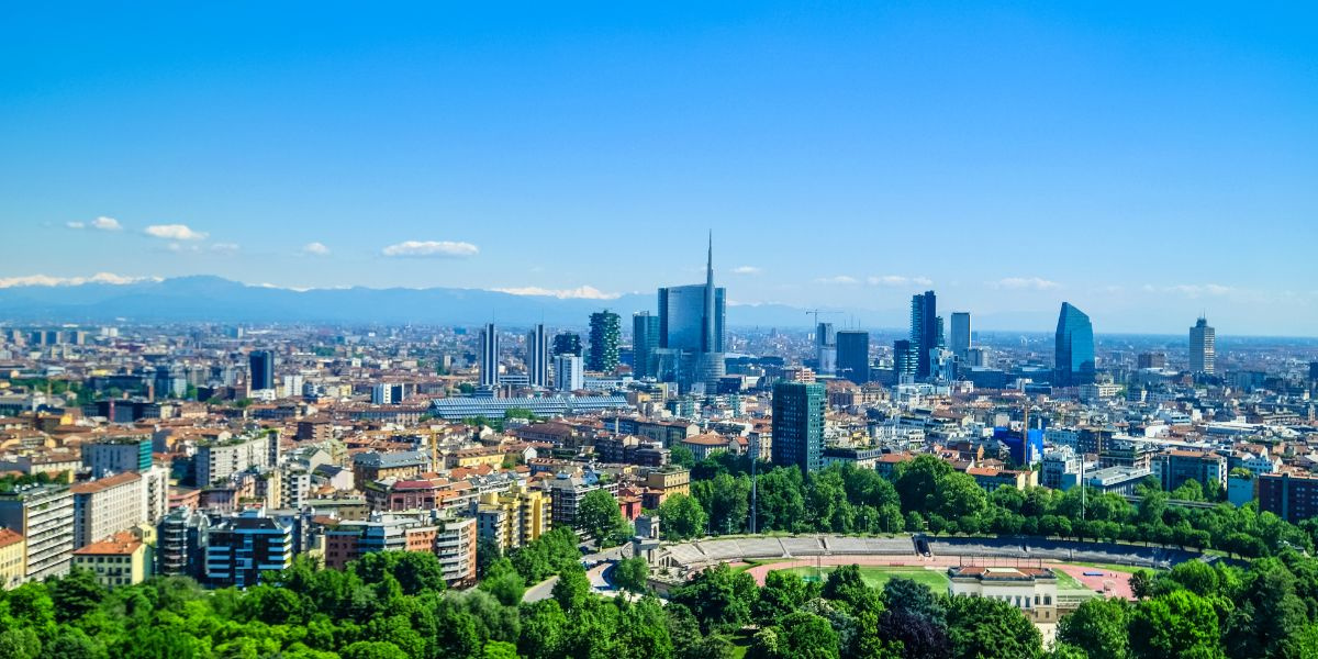 Milan to Lake Como private chauffeur tour
