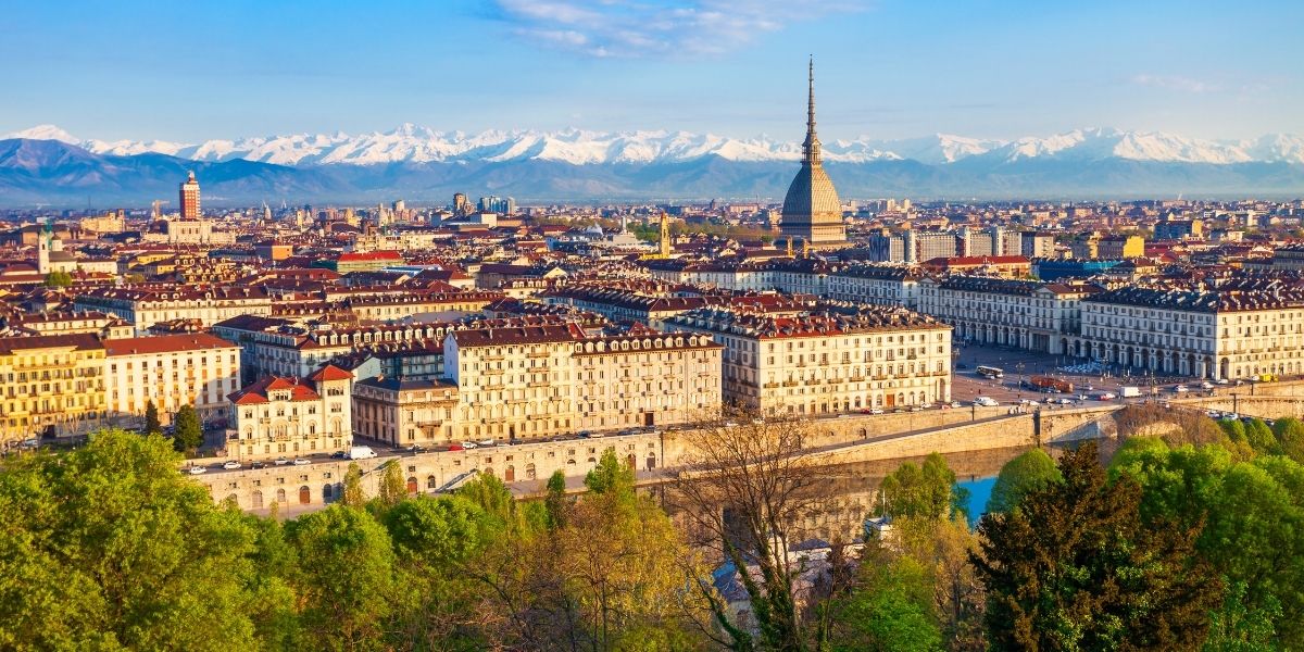 Flughafentransfers Turin und flexibler stündlicher Chauffeurservice für mühelose Reisen